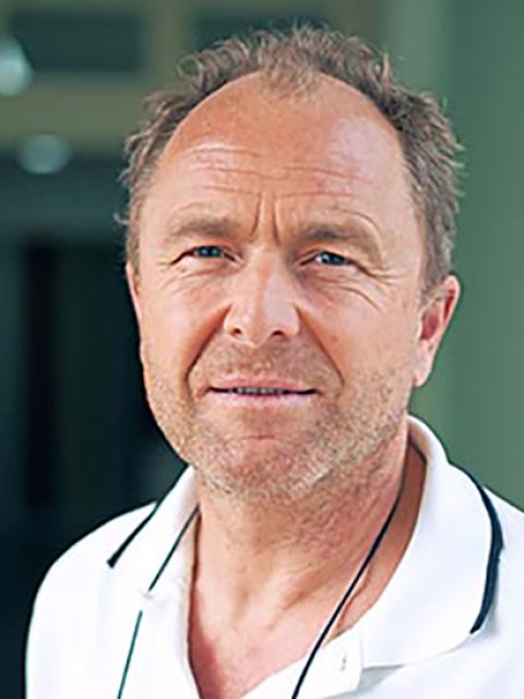 Dr. med. Jörg Peltzer